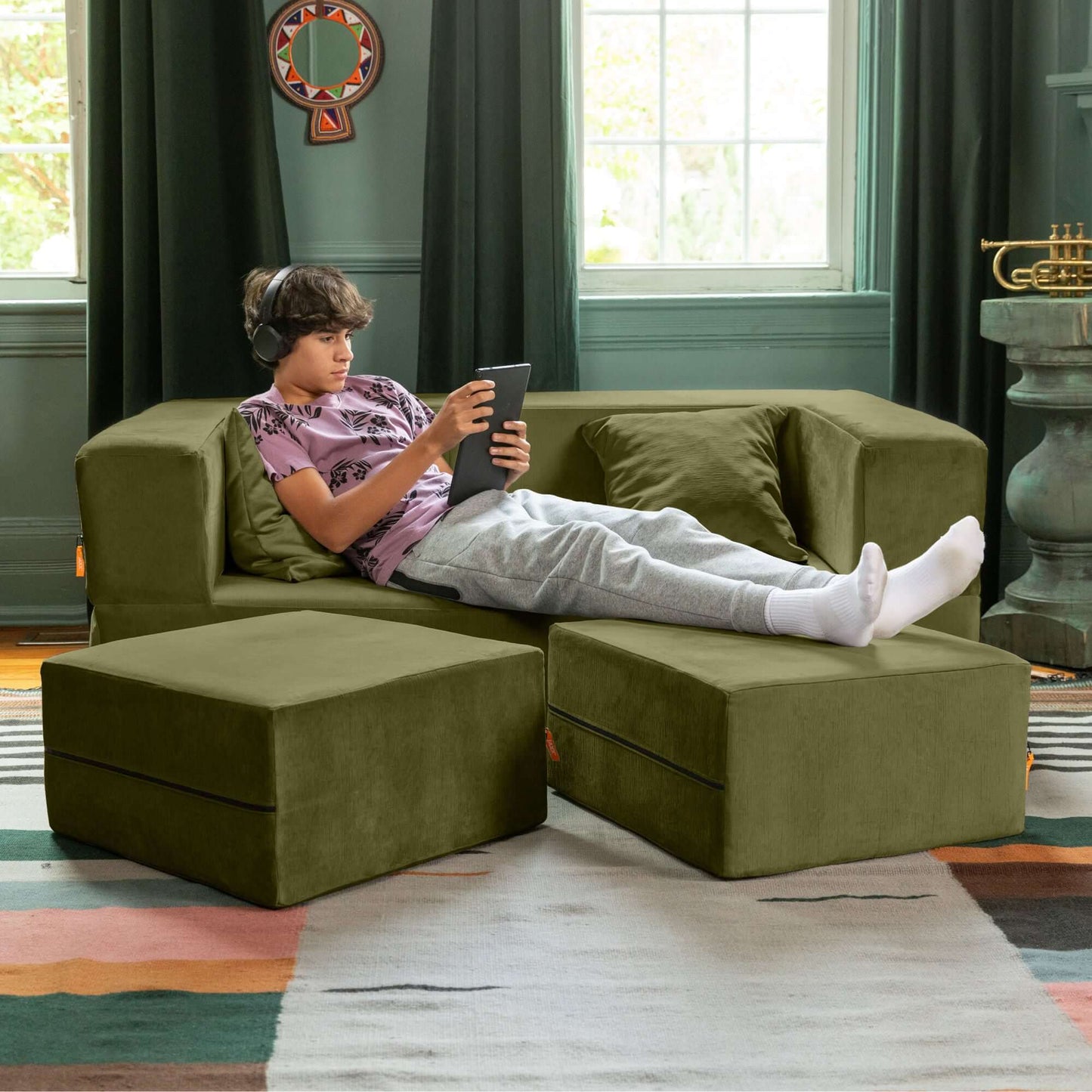 Jaxx Zipline Convertible Sleeper Loveseat & Ottomans; Moss